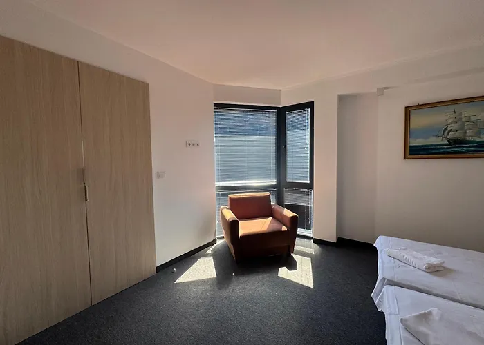 מלון Adeti נסבר